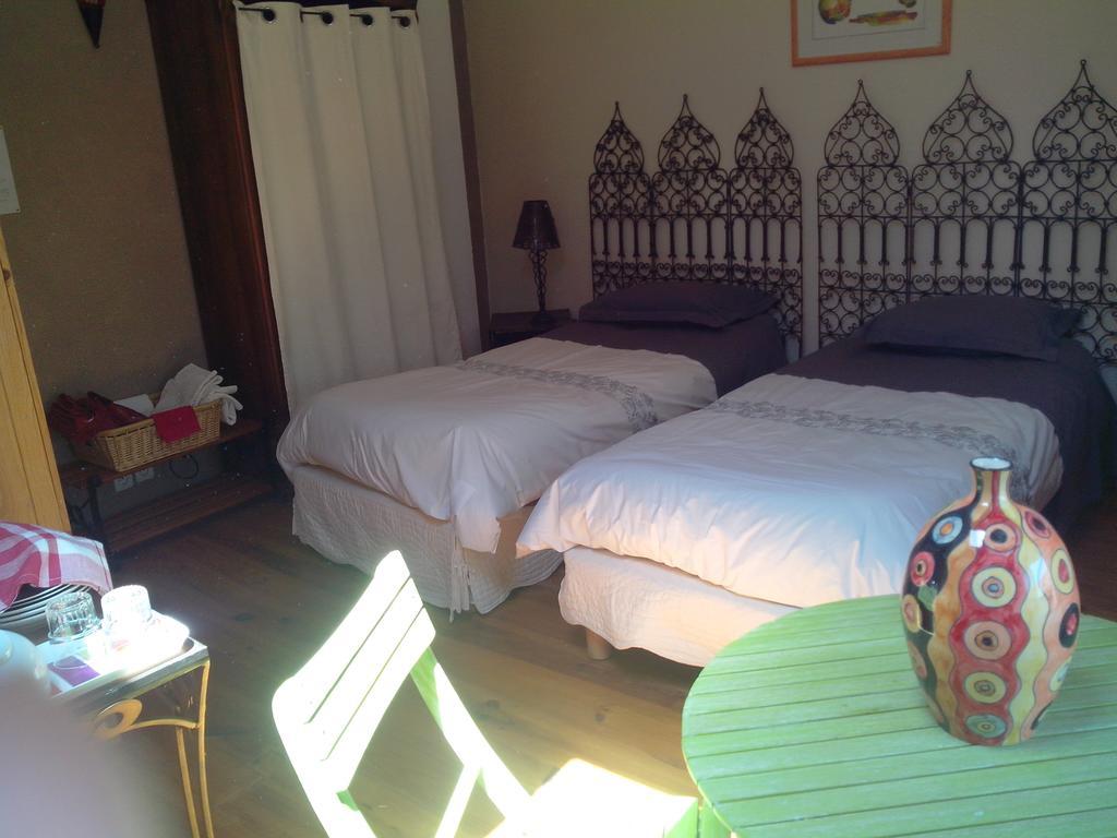 Le Clos De La Source Bed & Breakfast Le Bousquet-d'Orb Bilik gambar